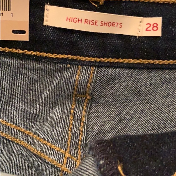 Levi’s High Rise Frayed Hem Denim Shorts Blue 28 - Picture 8 of 11
